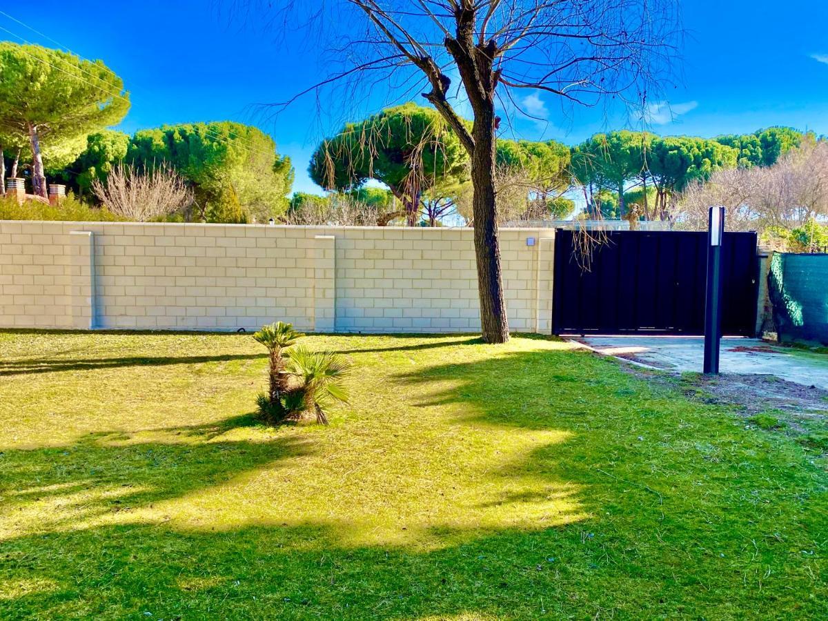 Chalet Medina Del Campo Entrepinares El Campillo  外观 照片