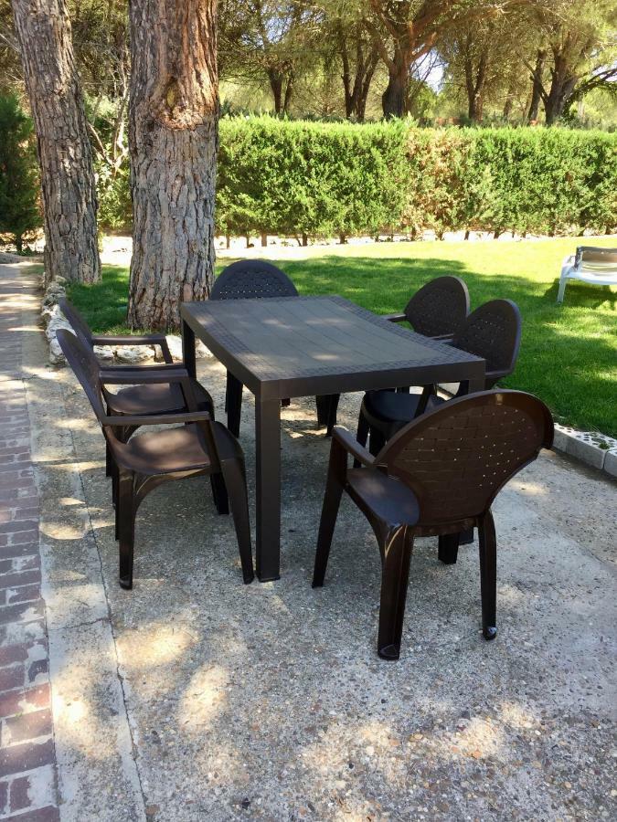 Chalet Medina Del Campo Entrepinares El Campillo  外观 照片